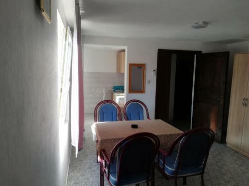 Hostal Apartments & Rooms Sunset