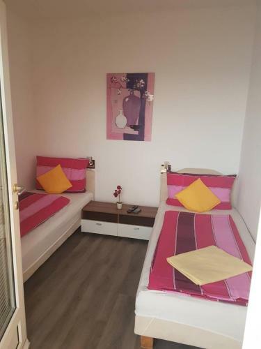 Hostal Guesthouse Oaza Emi