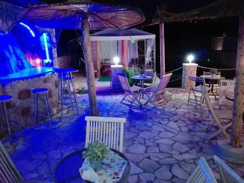 Hostal Guesthouse Oaza Emi