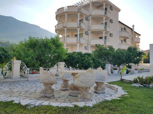 Apartaments Crown Silvia