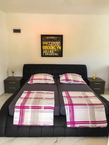 Hostal Rooms Villa Sam