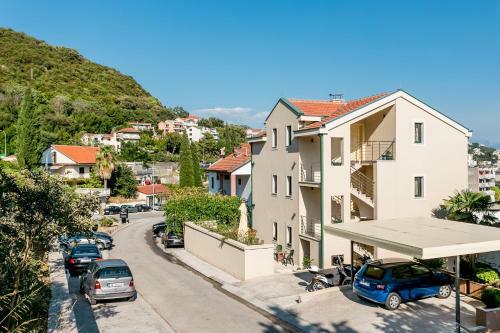 Apartments Mimoza