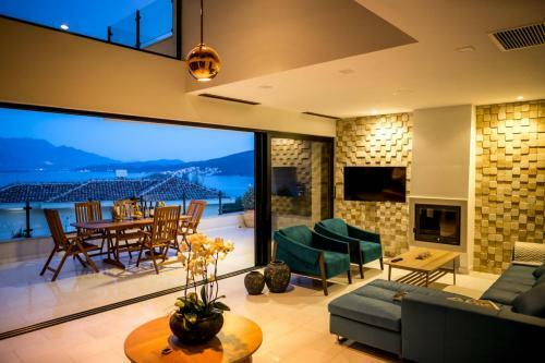 White Olive Villa