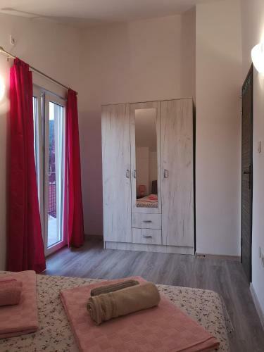 Apartments Cirovic Family