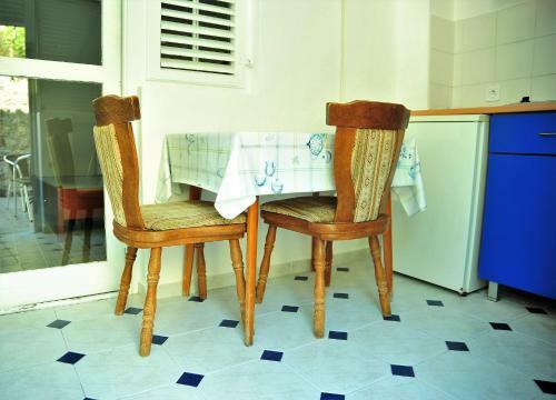 Grejm Family Apartments