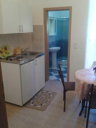 Hostal Guesthouse Lautasevic
