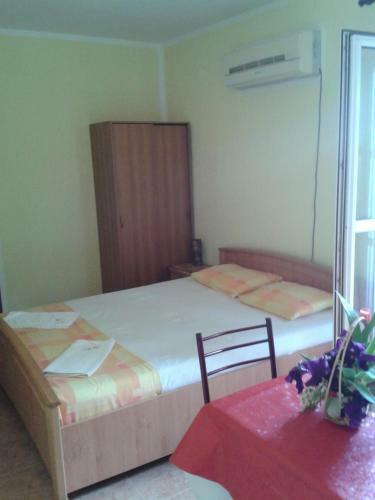 Hostal Guesthouse Lautasevic