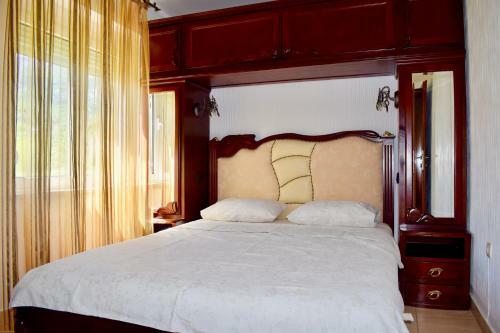 Villa Dolphin Apartments