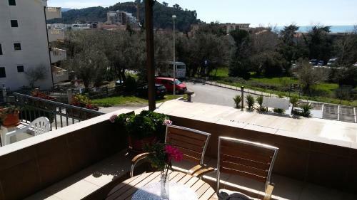 Hostal Guest House Villa Castio