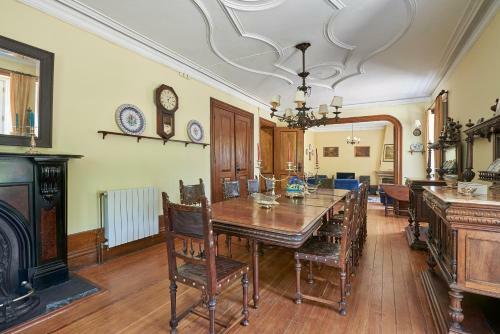 Hostal Outeiro Tu�as - Manor House