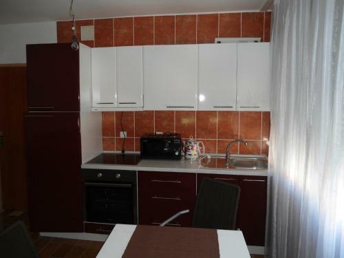 Lazar Apartments
