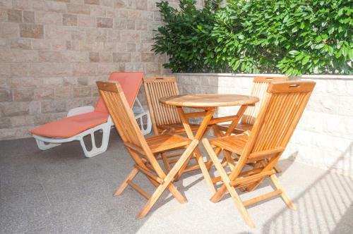 Apartments Lila Aurea