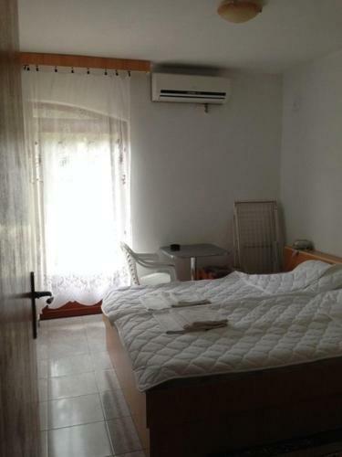 Apartments Villa Petrovac