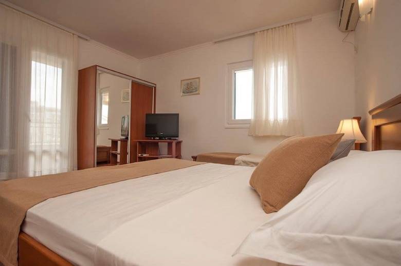 Hostal Guest House Medin
