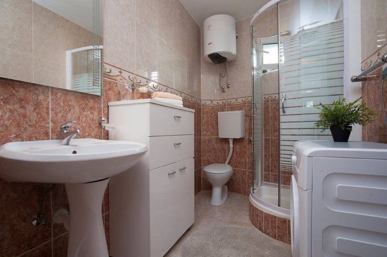 Hostal Guest House Medin