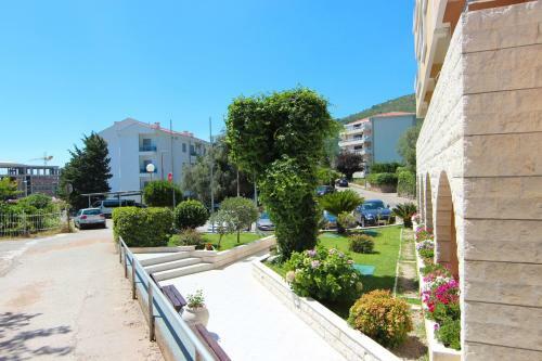 Monte Top Agnessa Apartments