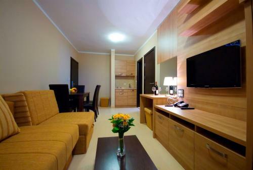 Aparthotel Vila V Lux Apartments
