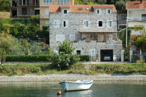 Bujanic Apartments