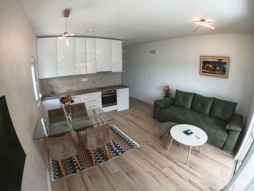 Apartments Tivat