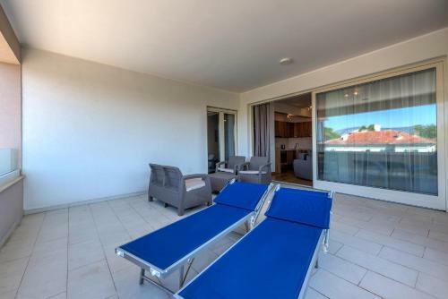 Aroma Apartments