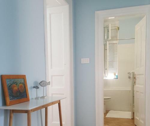 Room Next To Porto Montenegro