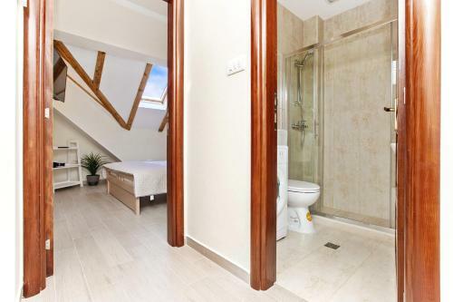Apartments Isja