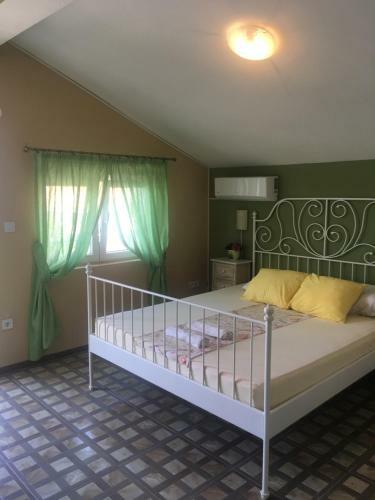 Studio Apartments Krasici