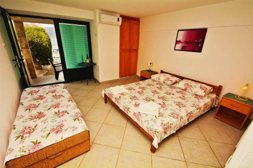 Kjara Apartments