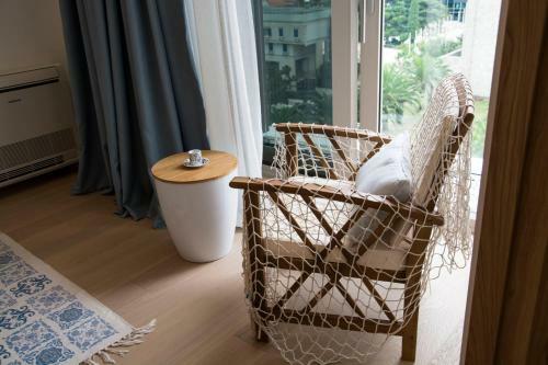 Leona Residences Apartment