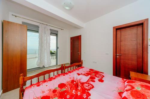 Hostal Teuta Apartments