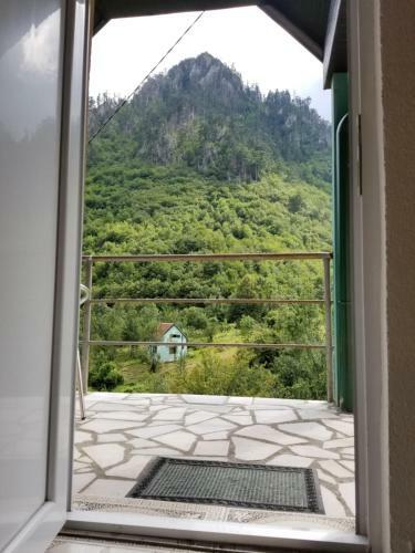 Hostal Apartmani Mir