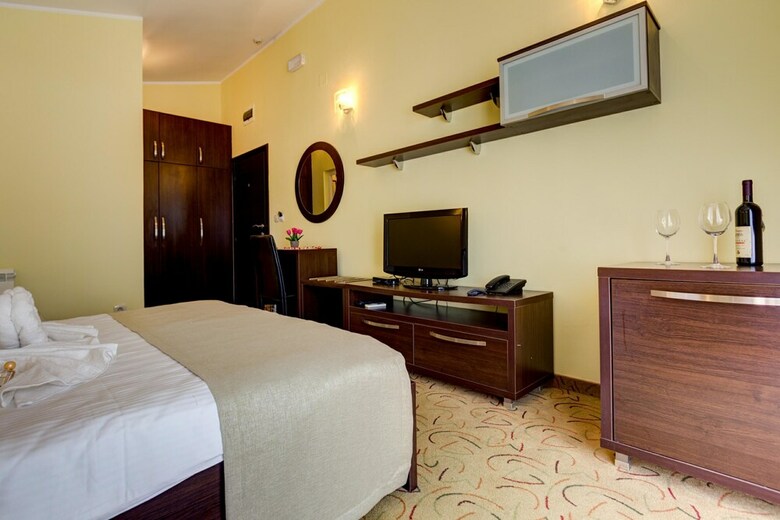 Hotel Odissey