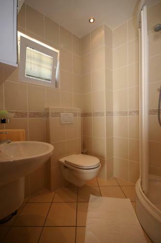 Hostal Damonte ? Apartments And Rooms