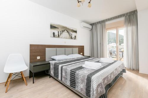 Dimax Apartments Impera