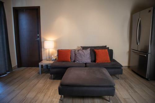 Hotel California Comfort & Suites
