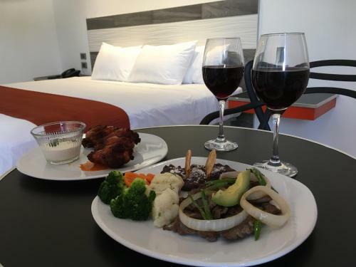 Hotel Peninsula Frontera