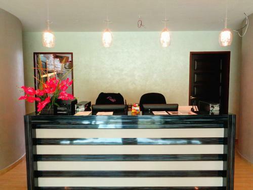 Motel D'view Hotel