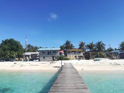 Mantanani Homestays