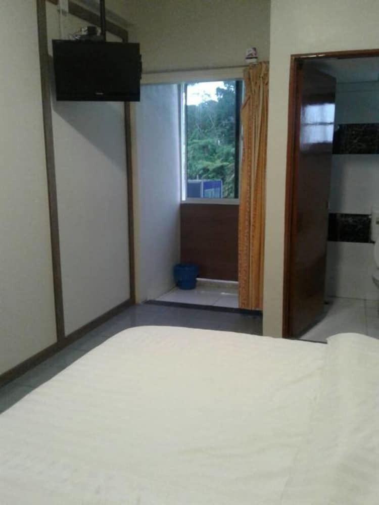 Spot On 89870 Rasa Sayang Hotel