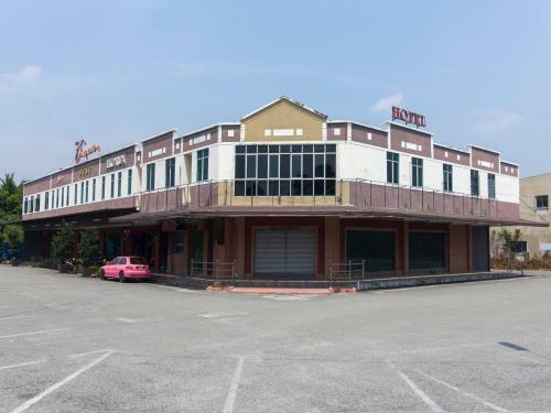Hotel Oyo 43939 Chemor Inn