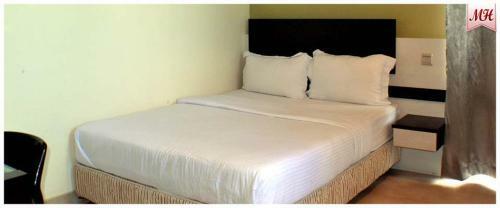 Maya Hotel