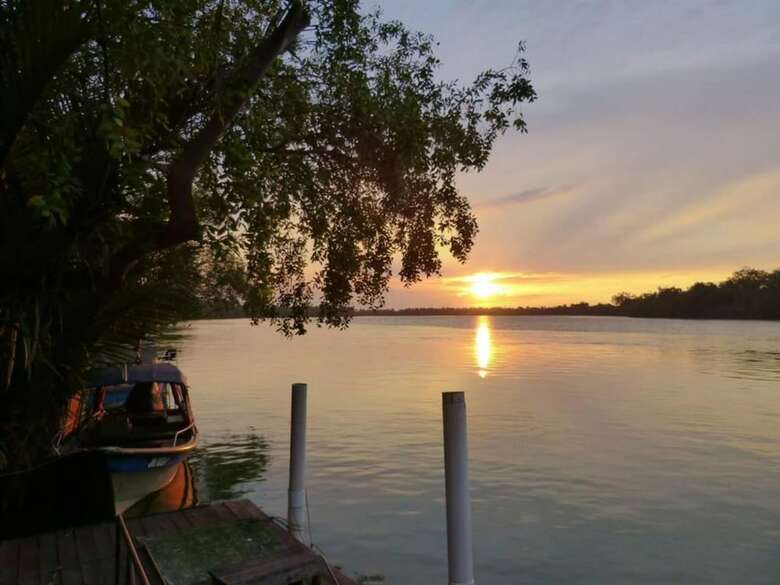 Hotel Sabak Awor Resort