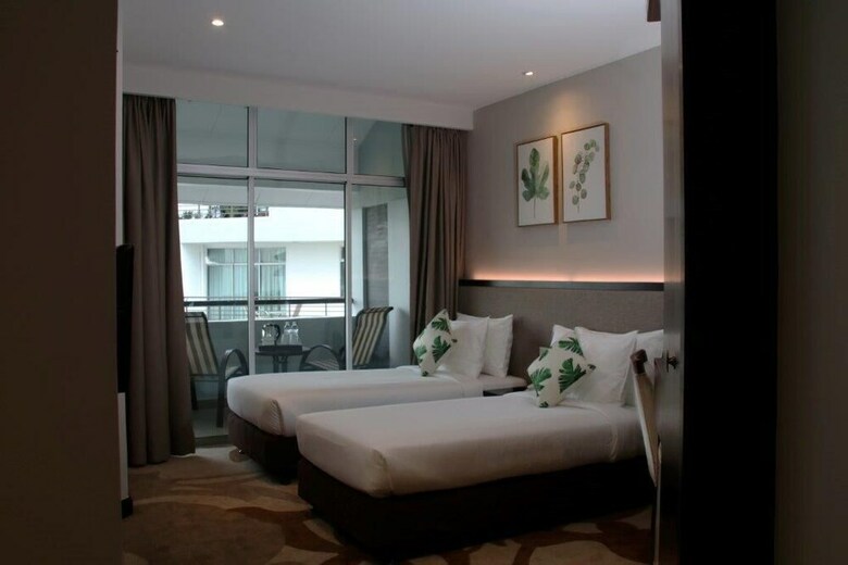 Hotel Amansari Residence Resort