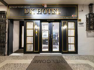 Oyo 490 Dk Hotel