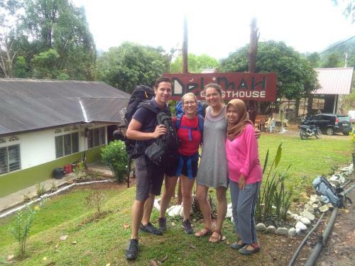 Hostal Delimah Guesthouse