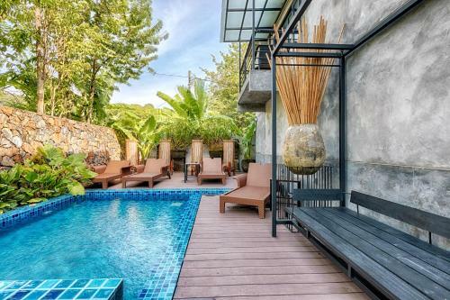 Lot 33 Boutique Hotel