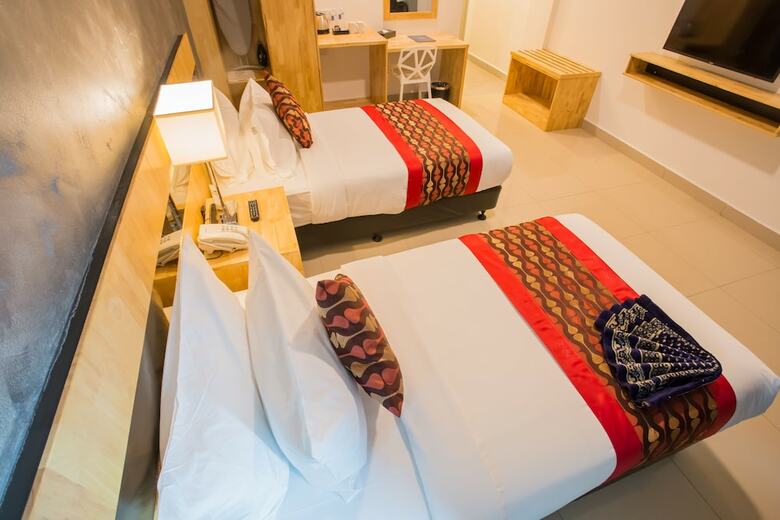 Adya Hotel Chenang