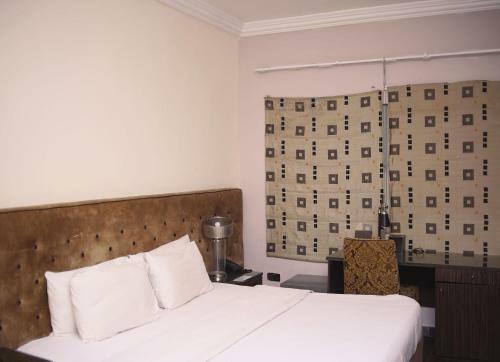 Hotel Capital Inn Plus
