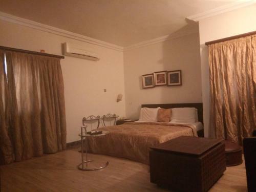 Hostal Capital Lodge At Maitama