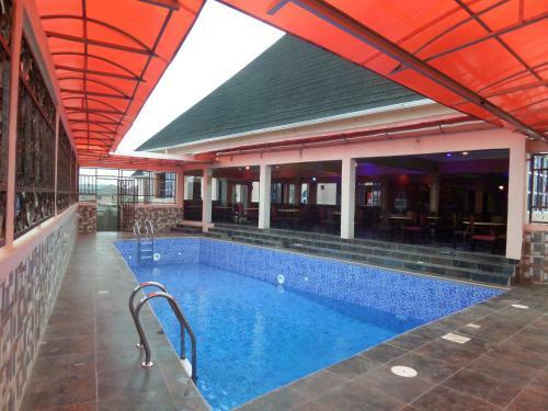 De-zone Hotel